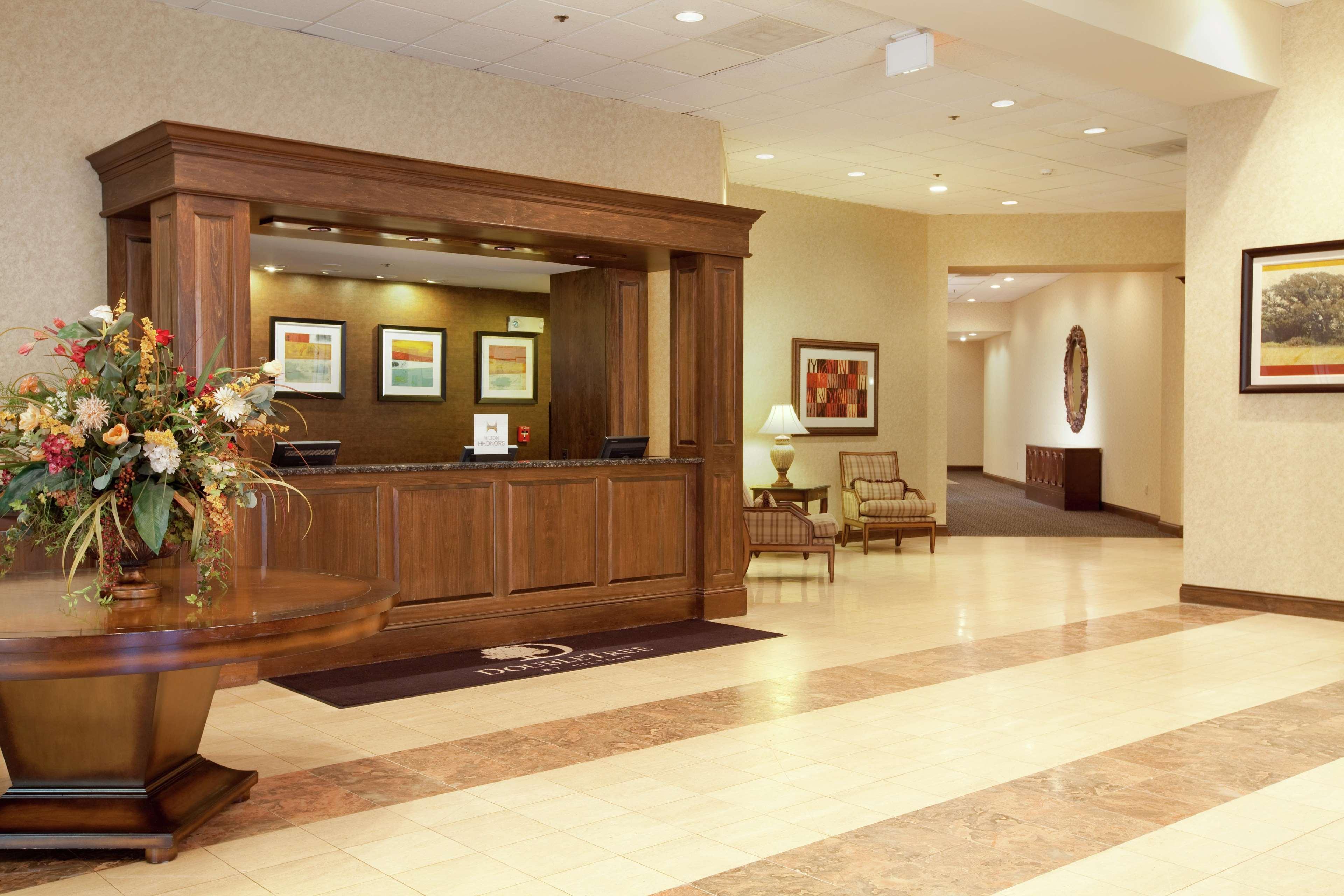 Hotel Doubletree By Hilton Boston-Milford Interior foto